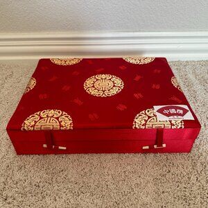 Chinese Boxed Set of 4-each of placemats, napkins, napkin rings and chopsticks